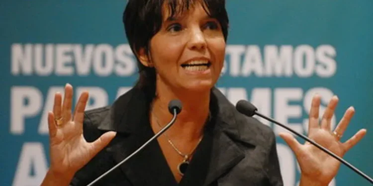 Críticas de ex presidentes del BCRA a la reforma de la Carta Orgánica