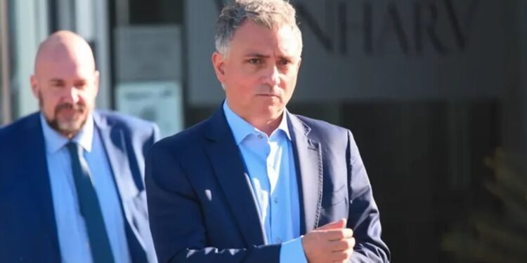 Batalla legislativa en Buenos Aires: Sebastián Pareja propone eliminar el Senado frente al avance del kirchnerismo