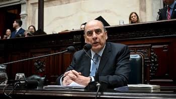El respaldo de Guillermo Francos a la gestión de Javier Milei: de la herencia kirchnerista a la búsqueda de confianza