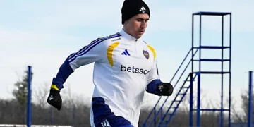 Incertidumbre en Boca: La recuperación de Adam Bareiro aún sin plazo definido