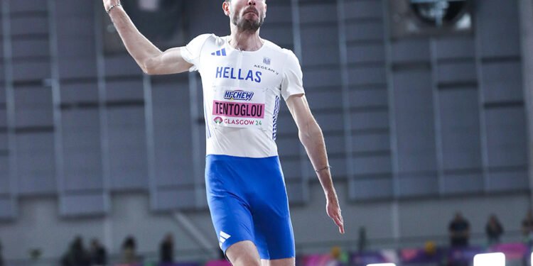 Un salto brillante y un divertido descuido: el oro de Miltiadis Tentoglou en Birmingham