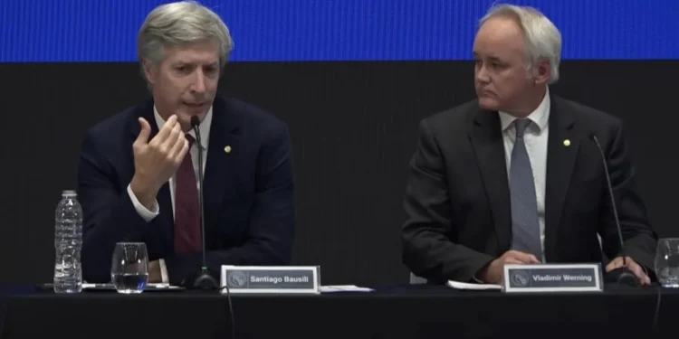 Bausili desestima la intervención gubernamental para estimular la economía