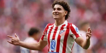 La tensa situación de Julián Álvarez en el Atlético de Madrid: la reacción de Cholo Simeone ante los insultos de los hinchas