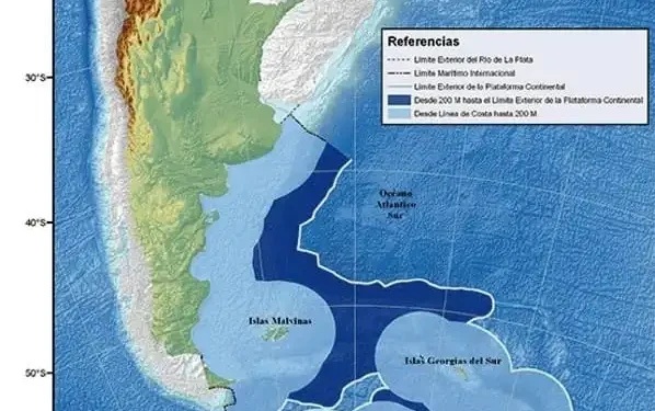El gobierno de Tierra del Fuego denuncia la llegada de un buque petrolero británico a Ushuaia