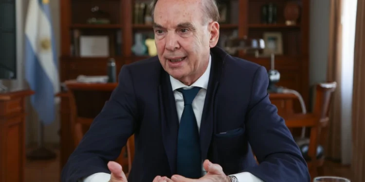 Pichetto critica al Gobierno por su visión sobre la morosidad