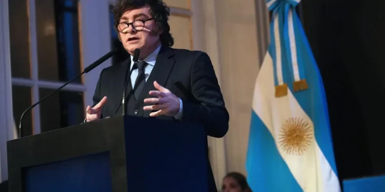 Desafíos para el Gobierno en materia salarial y consumo: el dogma libertario impone límites