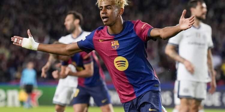 Lamine Yamal, renovado tras unas inolvidables vacaciones, sueña con la Champions y el Balón de Oro