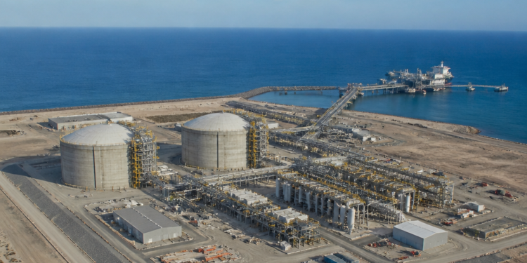 Inició la construcción del primer gasoducto para la exportación de gas licuado con un potencial de US$ 2.500 millones anuales