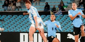 Annika Paz: la destacada goleadora de Pilar que brilla en la Selección y marca historia en el fútbol femenino