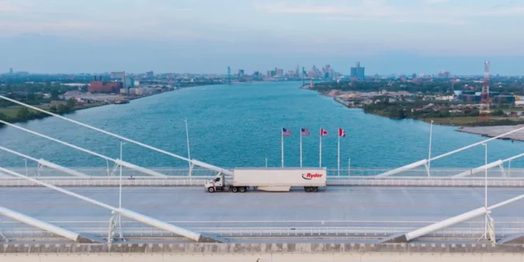 Canadá implementa nuevos aranceles a productos de Estados Unidos en respuesta a medidas de Trump