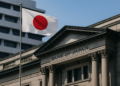 El Banco de Japón incrementa tasas a su máximo en 31 años, pero el yen sigue en caída