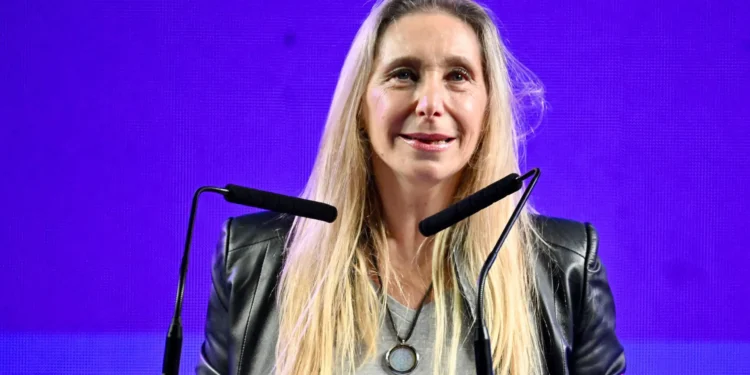 Karina Milei se reunió con senadores libertarios antes de una sesión crucial