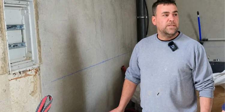 La realidad del trabajo en la construcción en España: un análisis de Matías, albañil