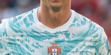 Cristiano Ronaldo estalla la tensión interna en Portugal tras ser suplente: reunión con Jorge Jesus