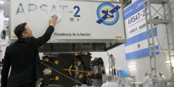 Starlink avanza en Argentina: el futuro de ARSAT y la conectividad local