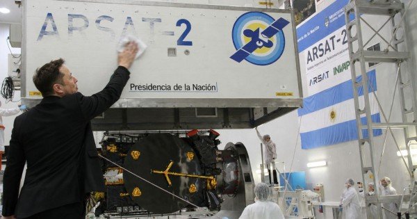 Starlink avanza en Argentina: el futuro de ARSAT y la conectividad local