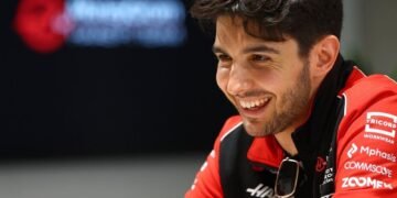 Esteban Ocon cuestiona su salida de Haas y busca nuevo futuro en la Fórmula 1
