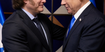 Milei felicitó a Netanyahu por el resultado electoral en Israel: “Una vez más has demostrado la fortaleza de tu liderazgo”